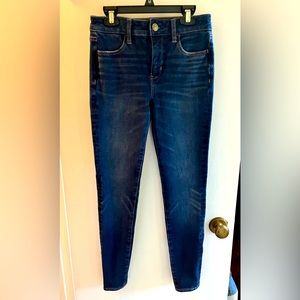 American Eagle High Rise Jegging Size 2 Reg